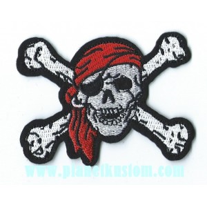 Patch ecusson skull pirate embl&egrave;me tete de mort
