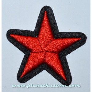Patch ecusson &eacute;toile rouge bord&eacute; de noire oldschool kustom petite